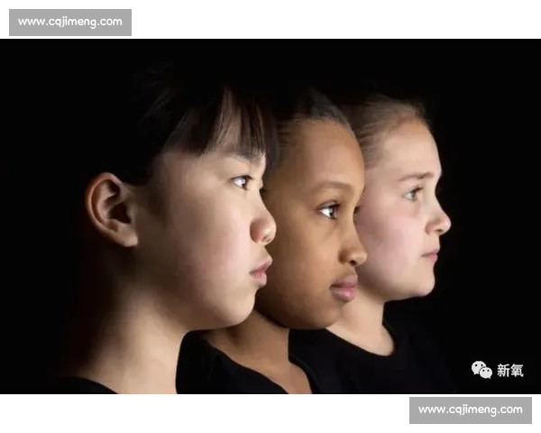 晒黑后的蜕变：从冷白皮到阳光型男的进阶指南